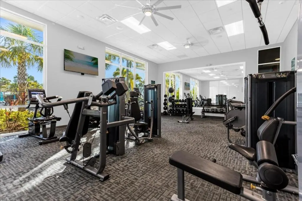 7 Bedrooms- 5,5 Baths- Windsor Island 3841 La Davenport