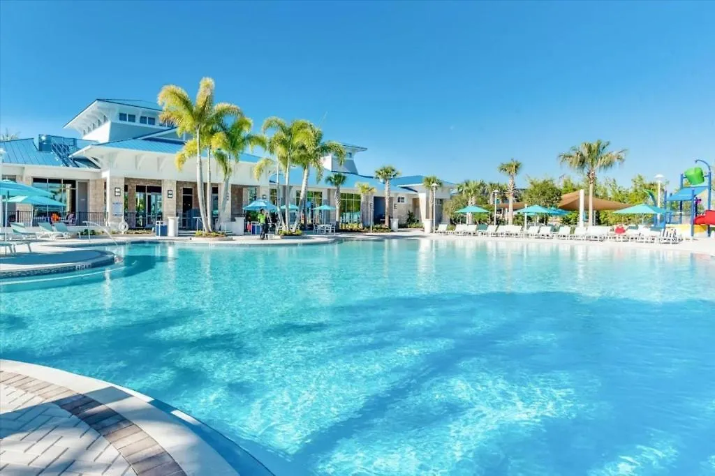 7 Bedrooms- 5,5 Baths- Windsor Island 3841 La Davenport Holiday home